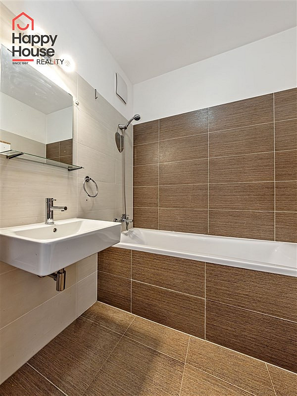 Prodej bytu 2+kk 57 m² – pohled 5