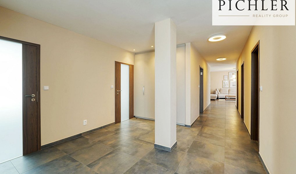 Prodej bytu 4+kk 155 m², Plzeň – náhled fotky 22