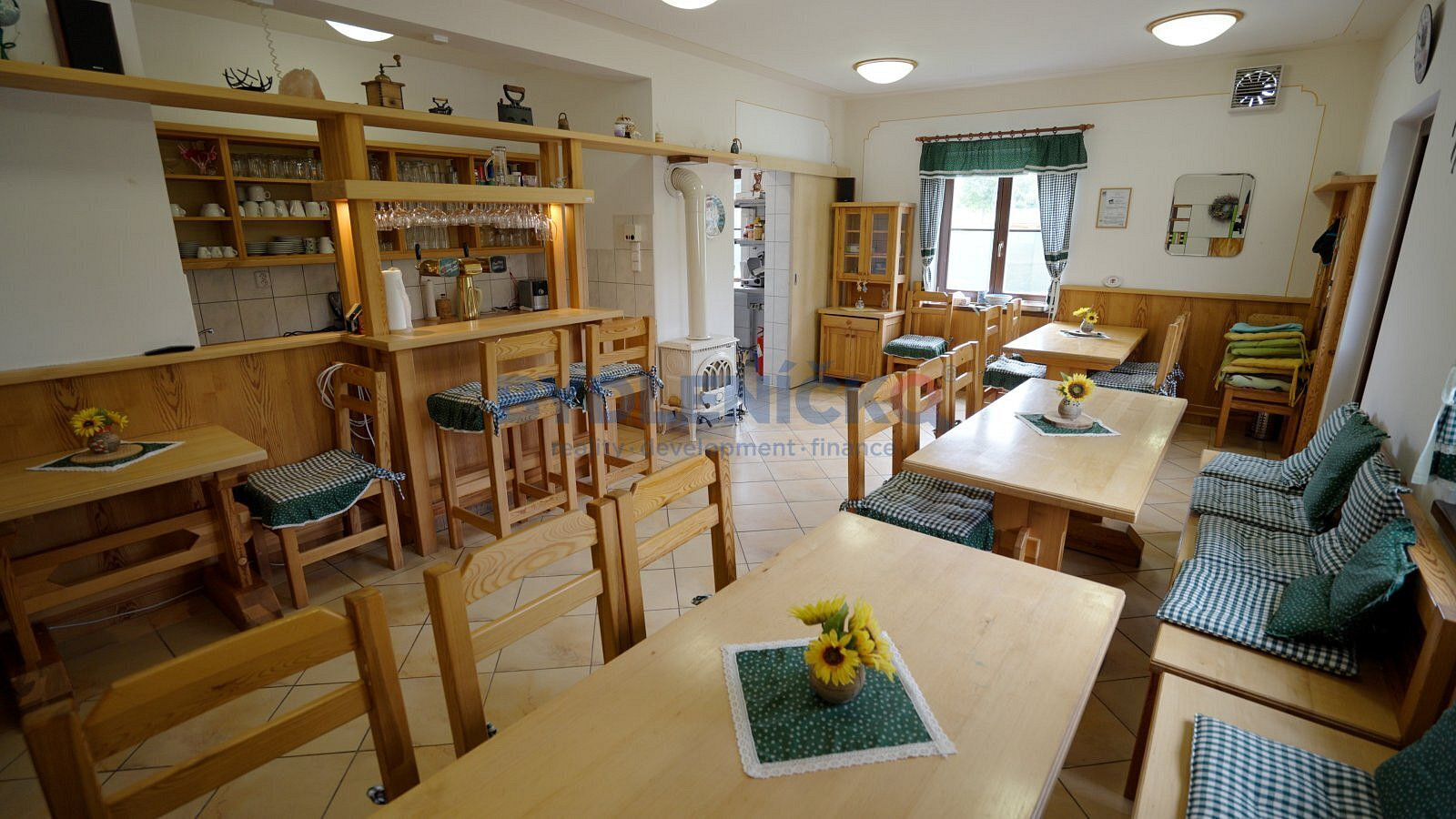 Prodej domu 275 m² s pozemkem 1 663 m² — photo 5