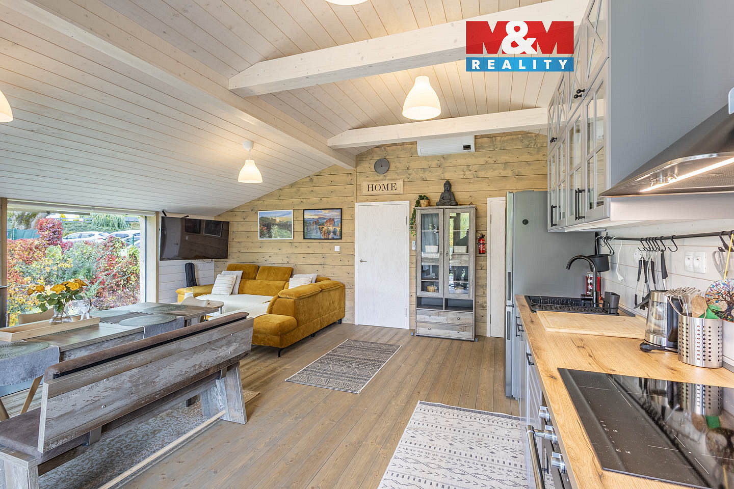 Prodej domu 100 m² s pozemkem 1 440 m² — photo 2