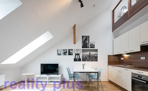 Pronájem bytu 1+kk 33 m², Švermova, Liberec - Liberec X-Františkov