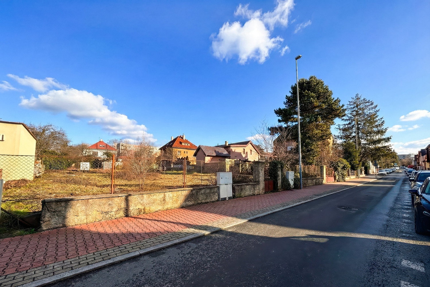 Prodej stavebního pozemku 901 m² – fotografie 4