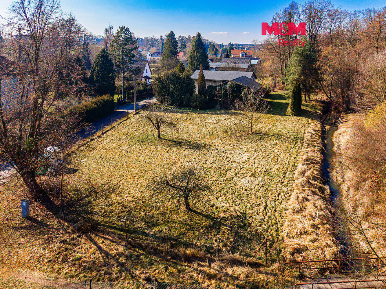 Prodej stavebního pozemku 1 334 m²