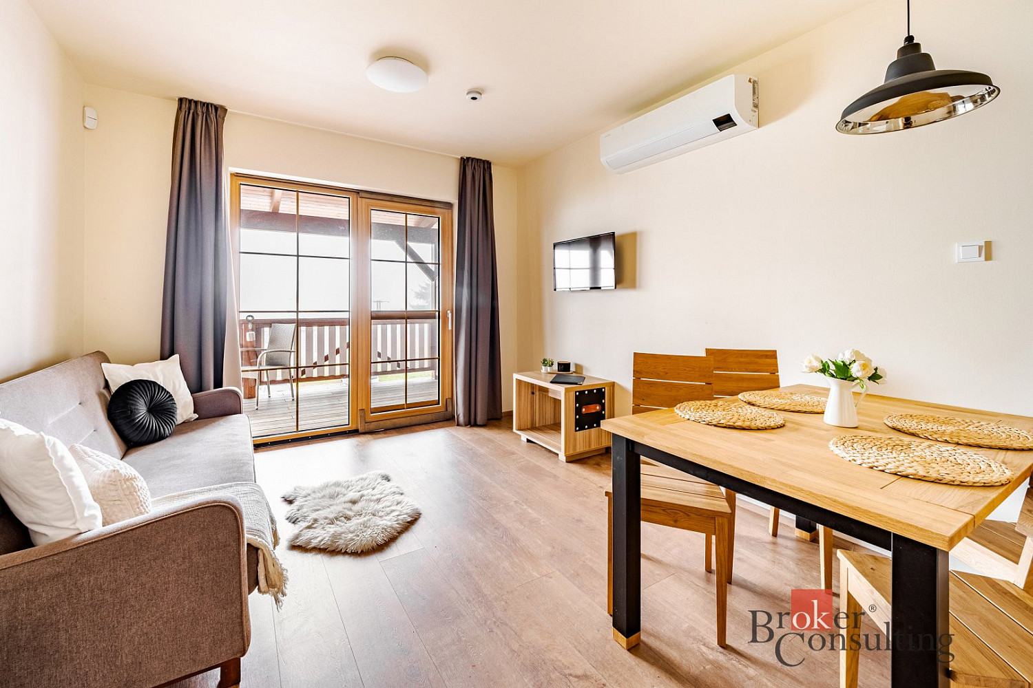 Prodej bytu 2+kk 40 m² — photo 2