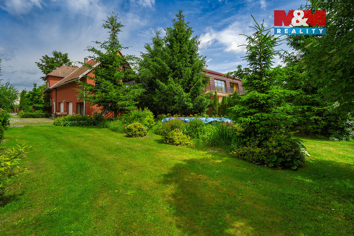 Prodej domu 250 m² s pozemkem 1 316 m² — photo 2