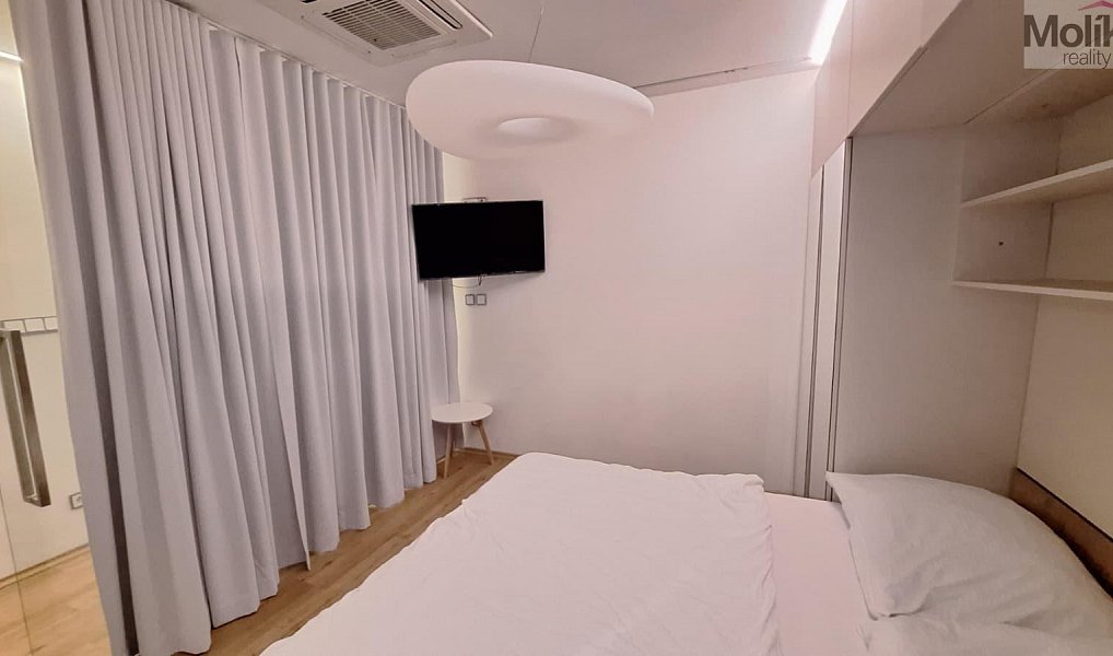 Prodej domu 425 m² s pozemkem 425 m², Teplice – náhled fotky 14