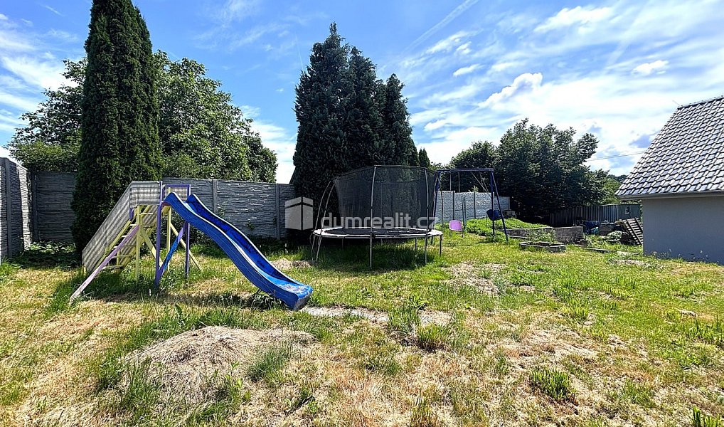 Prodej domu 135 m² s pozemkem 1 037 m², Chlum Svaté Maří – náhled fotky 18