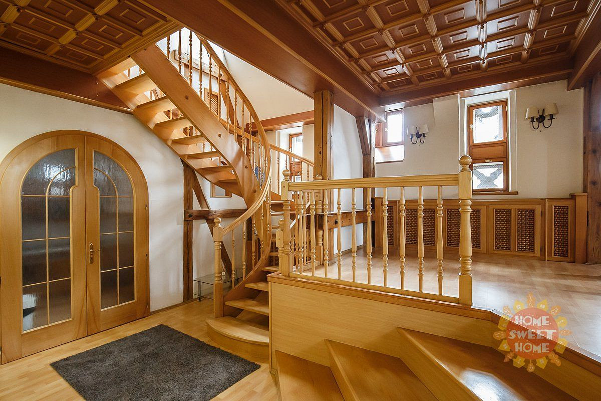 Pronájem bytu atypického 219 m² - Mehr