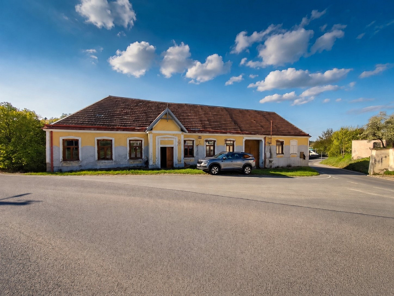 Prodej domu 935 m² s pozemkem 1 413 m²