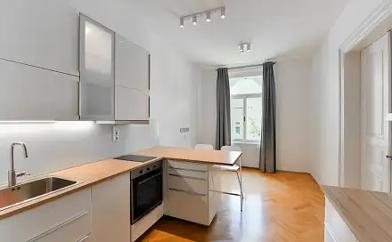 Pronájem bytu 2+kk 40 m²