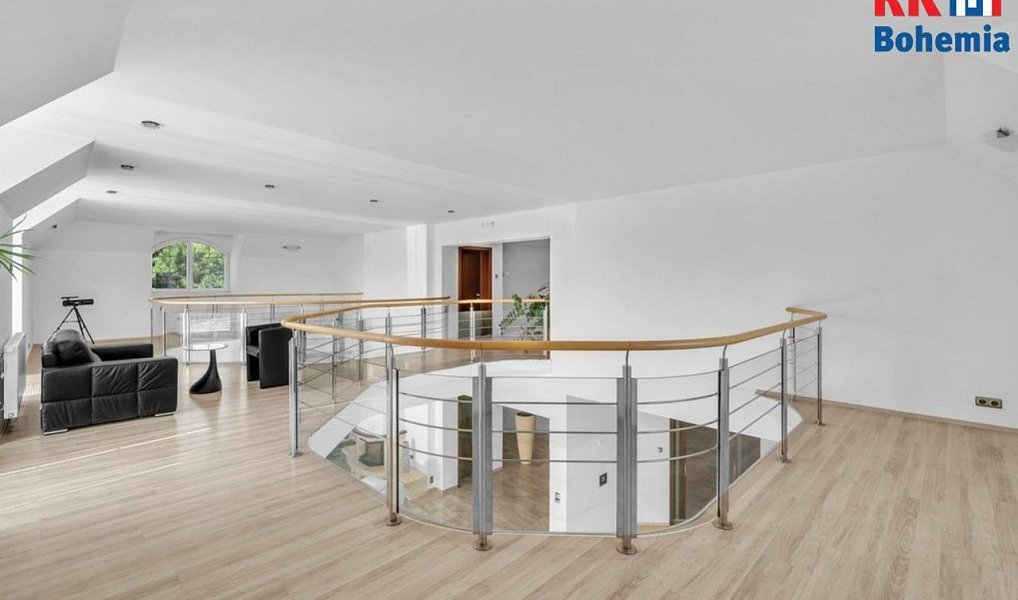 Prodej domu 696 m² s pozemkem 3 230 m², Turnov – náhled fotky 24
