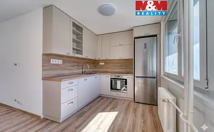 Pronájem bytu 3+kk 65 m², U Sluncové, Praha 8 - Karlín