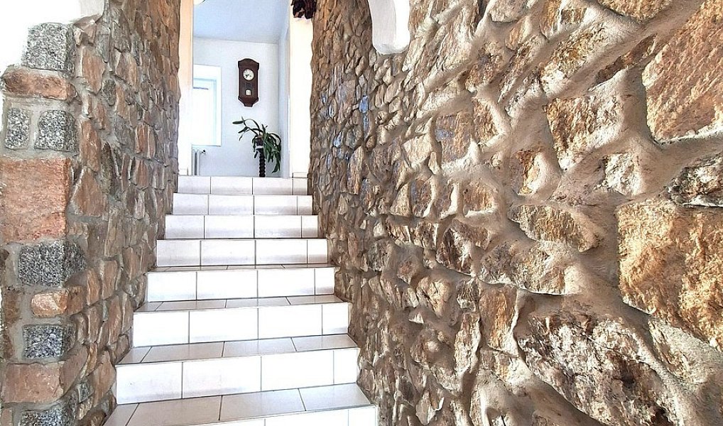 Pronájem bytu 1+kk 48 m², Benešov – náhled fotky 12