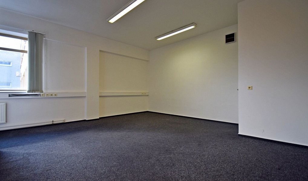 Pronájem kanceláře 58 m², Zdiby – náhled fotky 6