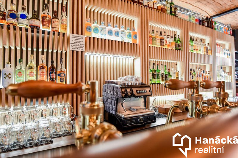 Prodej restaurace 200 m² – fotografie 5