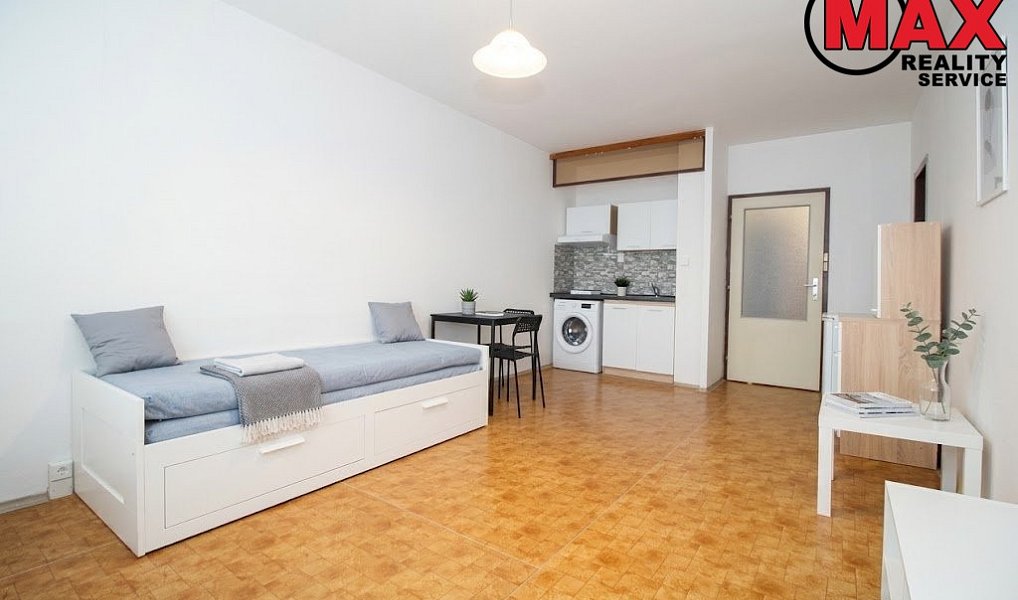 Pronájem bytu 1+kk 29 m², Praha – náhled fotky 2