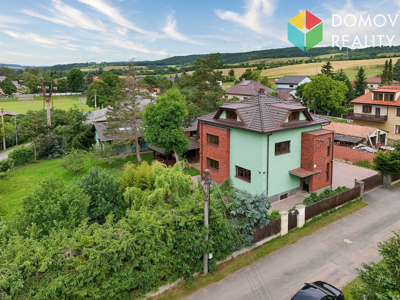 Prodej domu 235 m² s pozemkem 1 790 m²