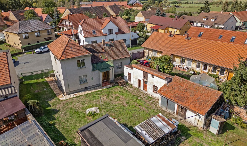 Prodej domu 142 m² s pozemkem 1 894 m², Vstiš – náhled fotky 4
