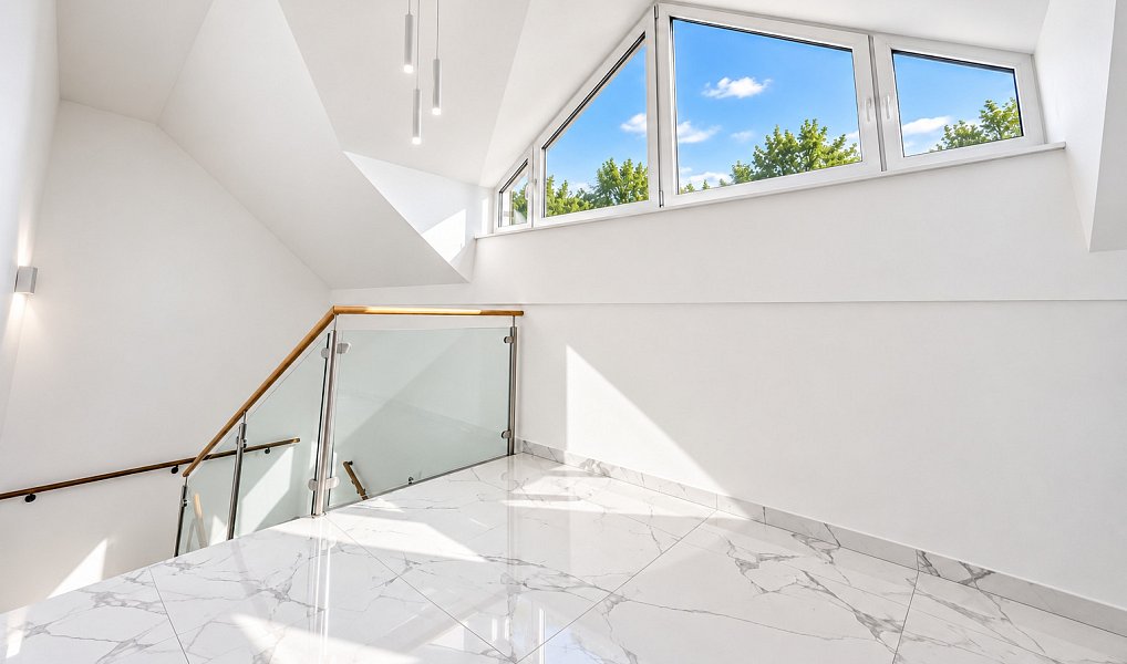 Prodej domu 408 m² s pozemkem 923 m², Pohořelice – náhled fotky 25