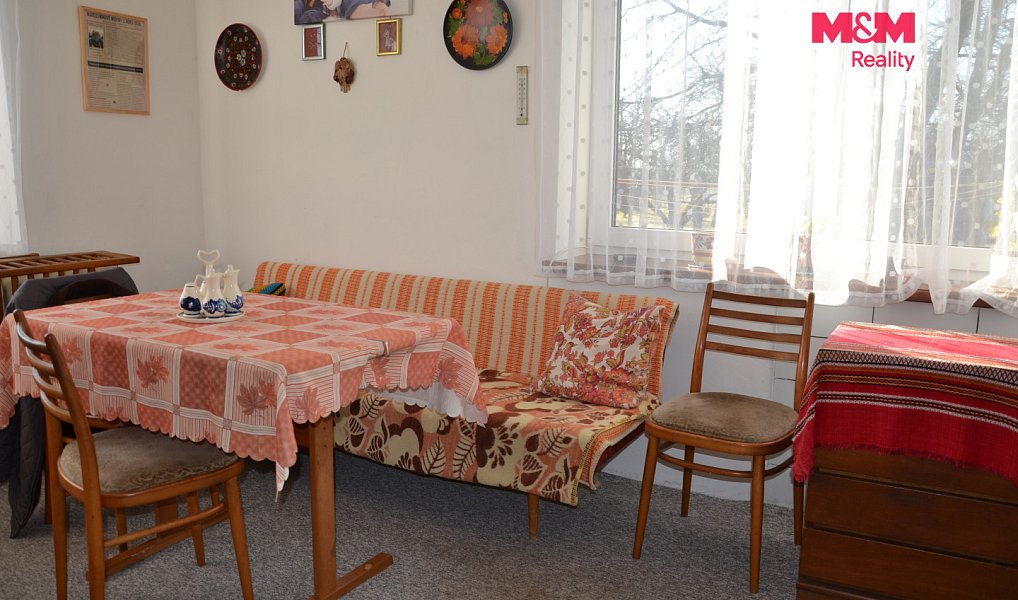 Prodej domu 349 m² s pozemkem 2 876 m², Vestec – náhled fotky 18