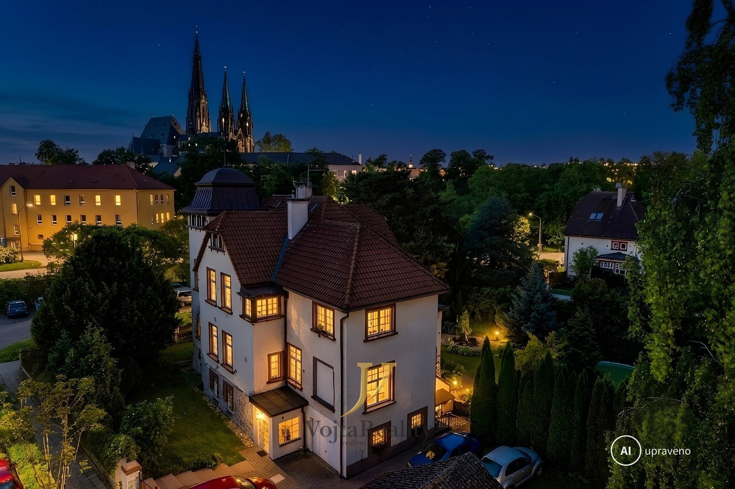Prodej domu 497 m² s pozemkem 1 515 m²