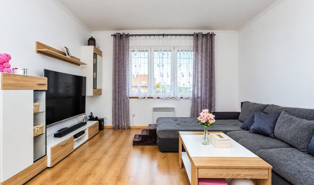 Prodej domu 106 m² s pozemkem 1 081 m², Modlany – náhled fotky 11