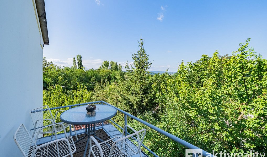 Prodej domu 260 m² s pozemkem 752 m², Praha – náhled fotky 34