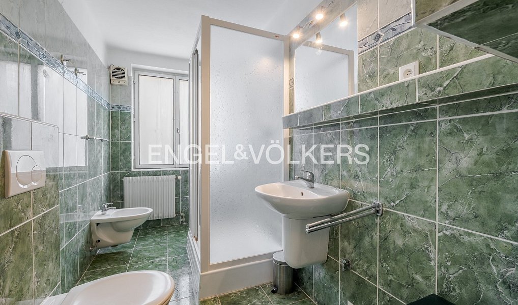 Pronájem domu 196 m² s pozemkem 382 m², Praha – náhled fotky 15