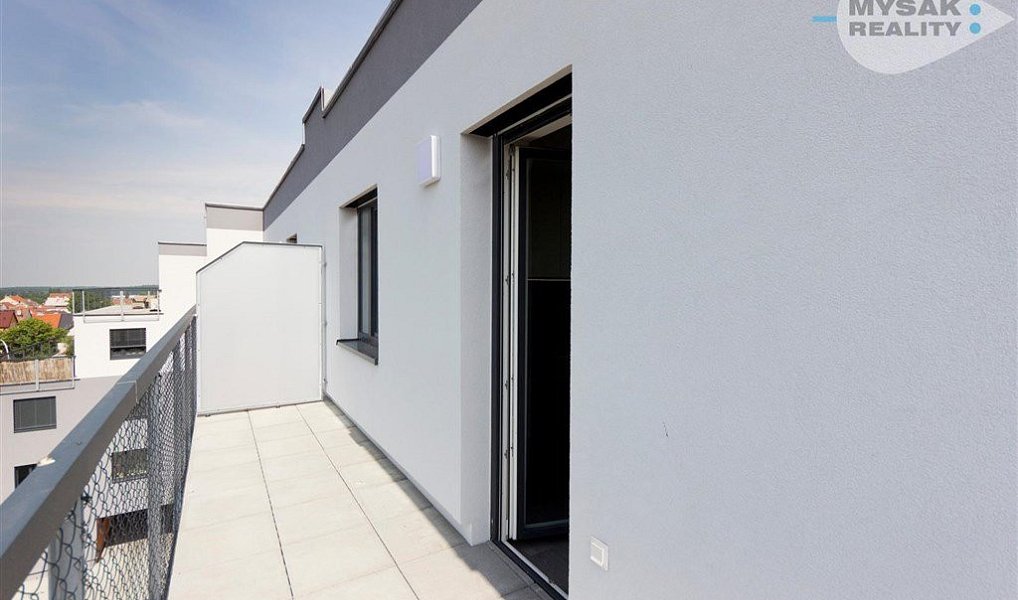 Prodej bytu 4+kk 148 m², Kladno – náhled fotky 28