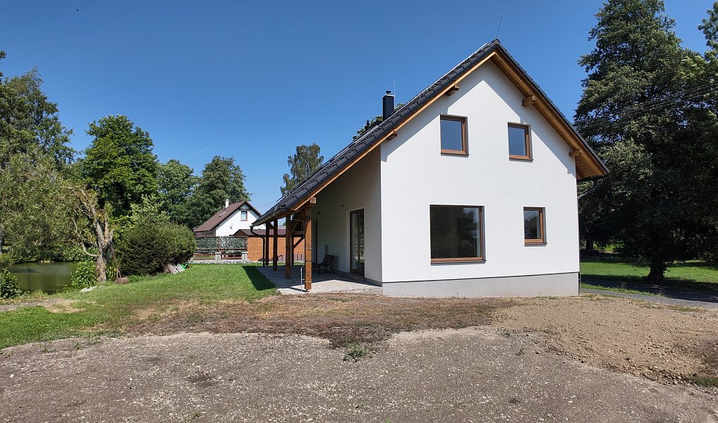 Prodej domu 120 m² s pozemkem 746 m², Borová – náhled fotky 2