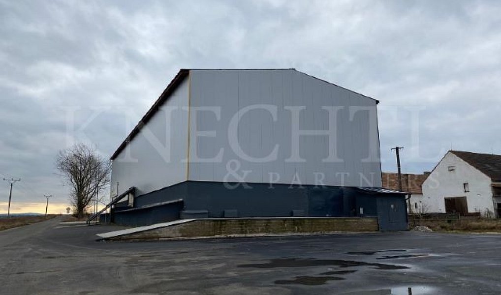 Prodej skladovacích prostor 1 126 m², Cheb – náhled fotky 2