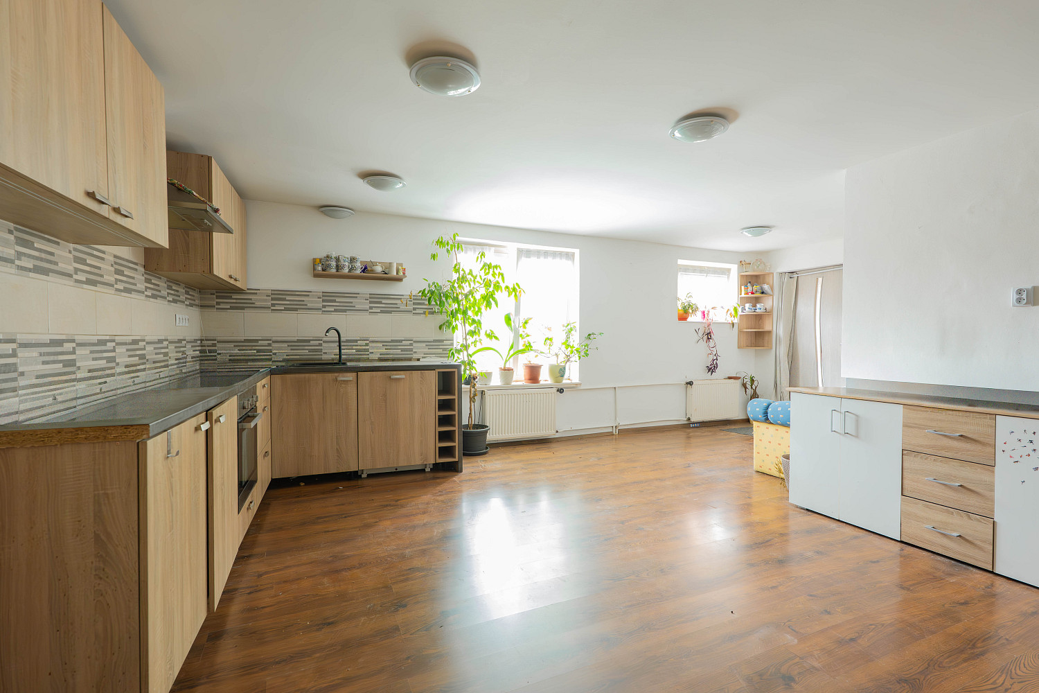 Prodej domu 147 m² s pozemkem 677 m² – fotografie 3