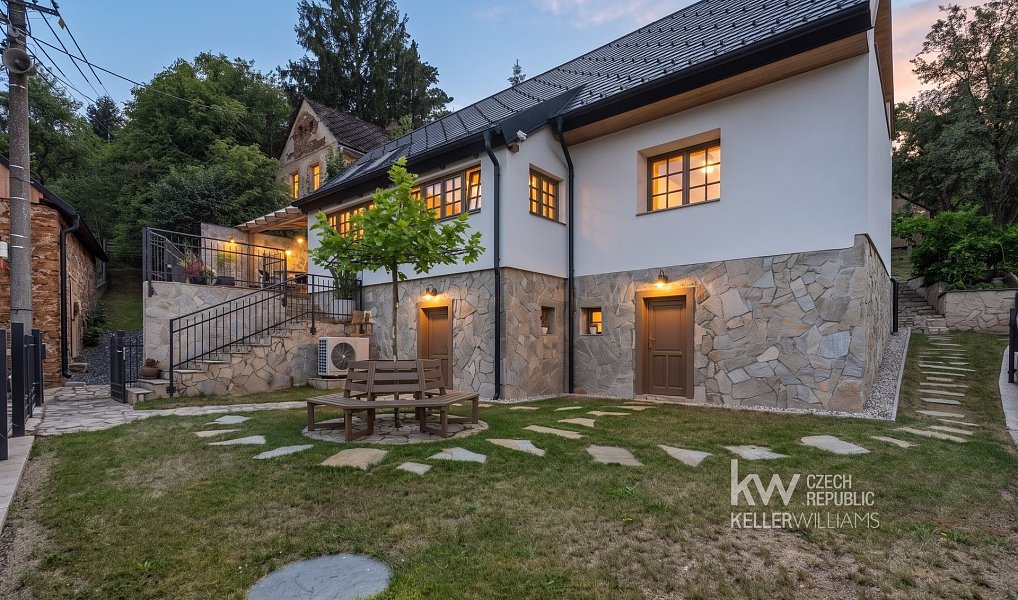Prodej domu 180 m² s pozemkem 923 m², Račice – náhled fotky 31