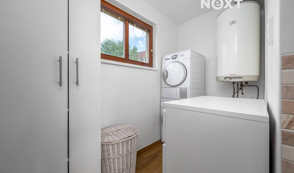 Prodej domu 300 m² s pozemkem 1 330 m², Praha – náhled fotky 21