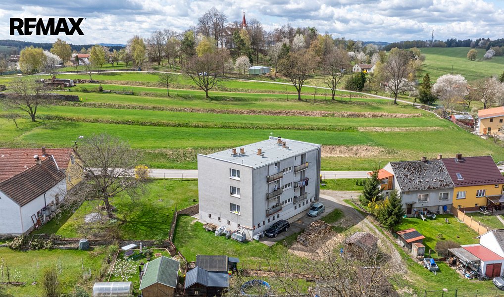 Prodej nájemního domu, činžáku 472 m², Besednice – náhled fotky 7