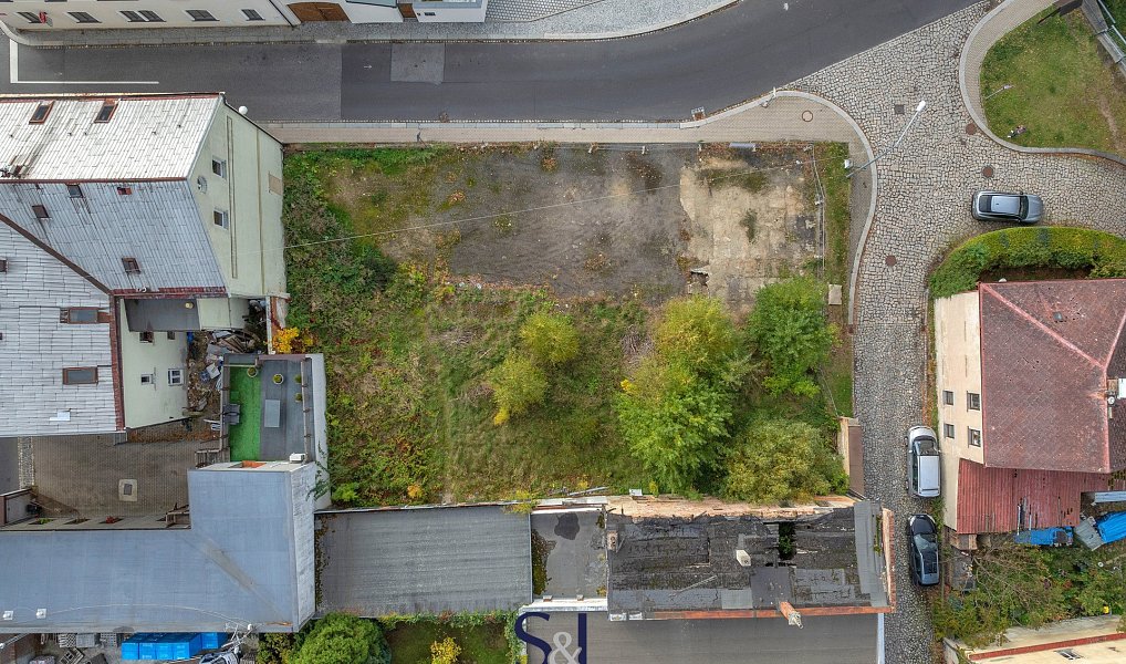 Prodej komerčního pozemku 1 009 m², Chrastava – náhled fotky 3
