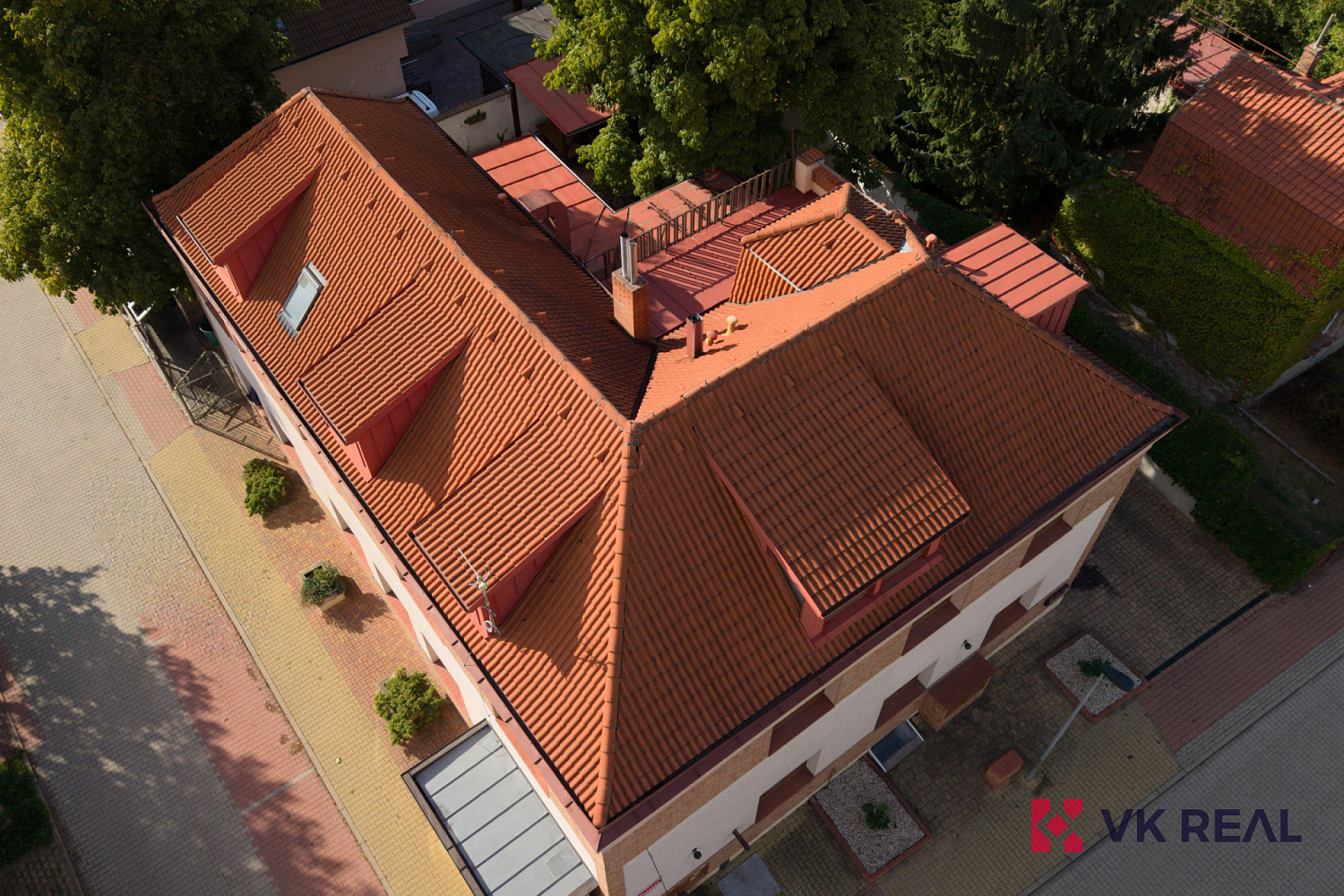Prodej nájemního domu, činžáku 569 m² – fotografie 3