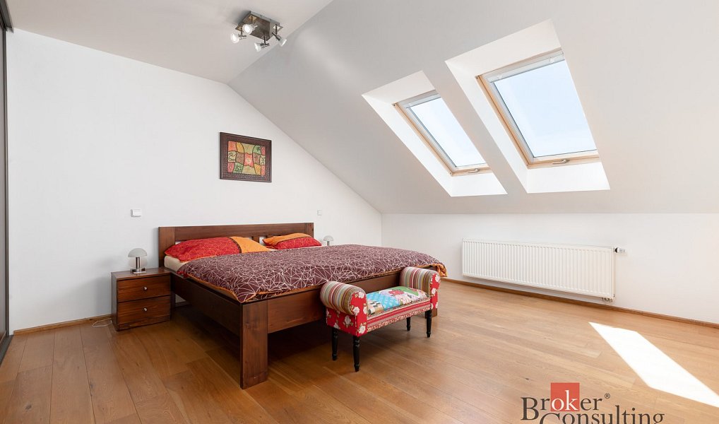 Prodej domu 177 m² s pozemkem 1 425 m², Opava – náhled fotky 23