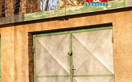 Prodej prostorné garáže 25m2 ve Varnsdorfu, ul. Legií, Legií, Varnsdorf, okres Děčín