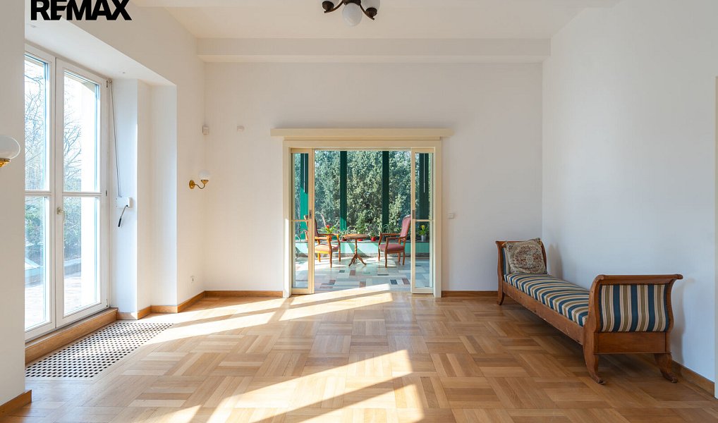 Prodej komerčního objektu (jiného typu) 675 m², Čelákovice – náhled fotky 12