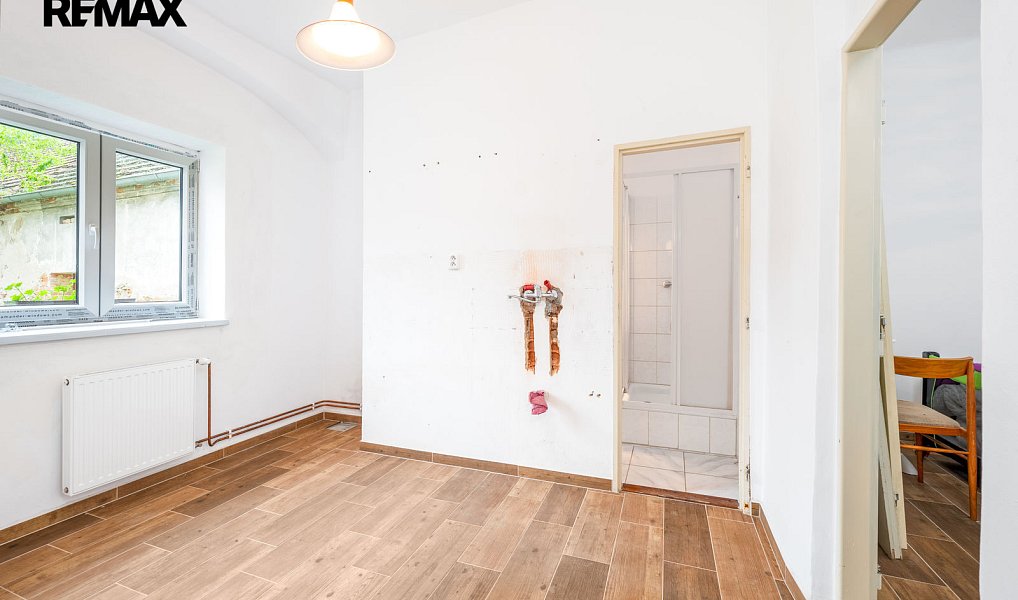 Prodej domu 363 m² s pozemkem 1 624 m², Paračov – náhled fotky 29