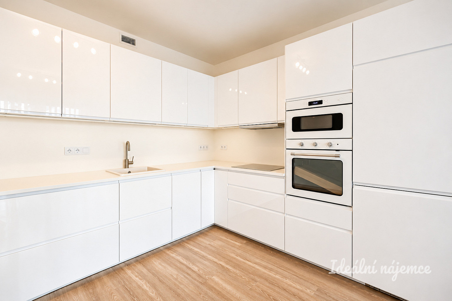 Prodej bytu 2+kk 53 m² – fotografie 2