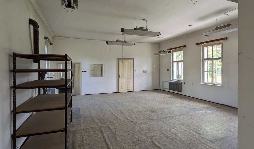 Prodej výrobních prostor 1 100 m², Králíky – náhled fotky 28