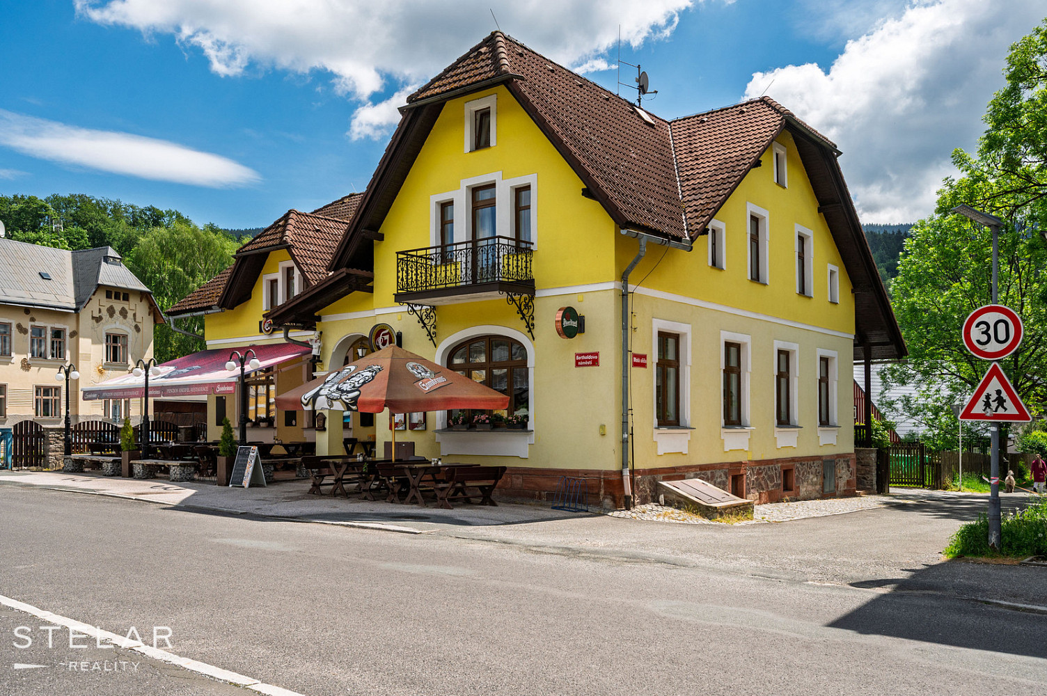 Prodej obchodních prostor 640 m²