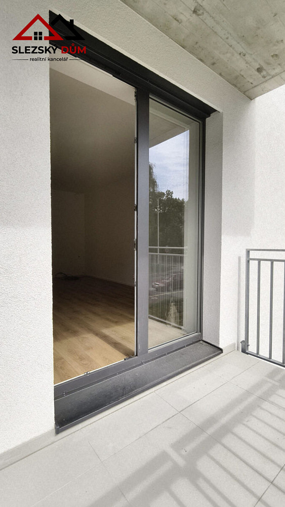 Pronájem bytu 1+kk 34 m² – fotografie 5