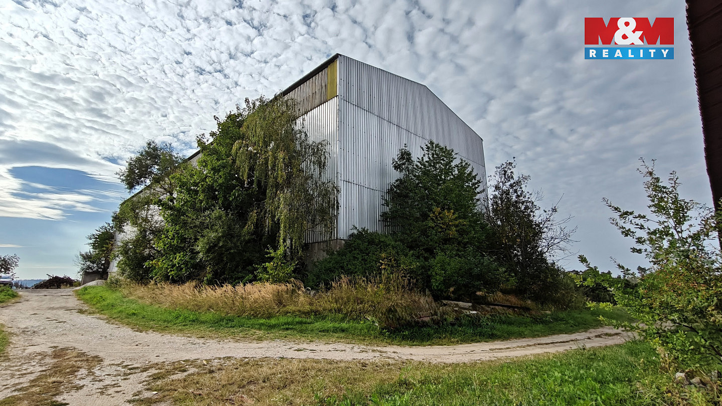 Pronájem skladovacích prostor 1 071 m² – fotografie 2
