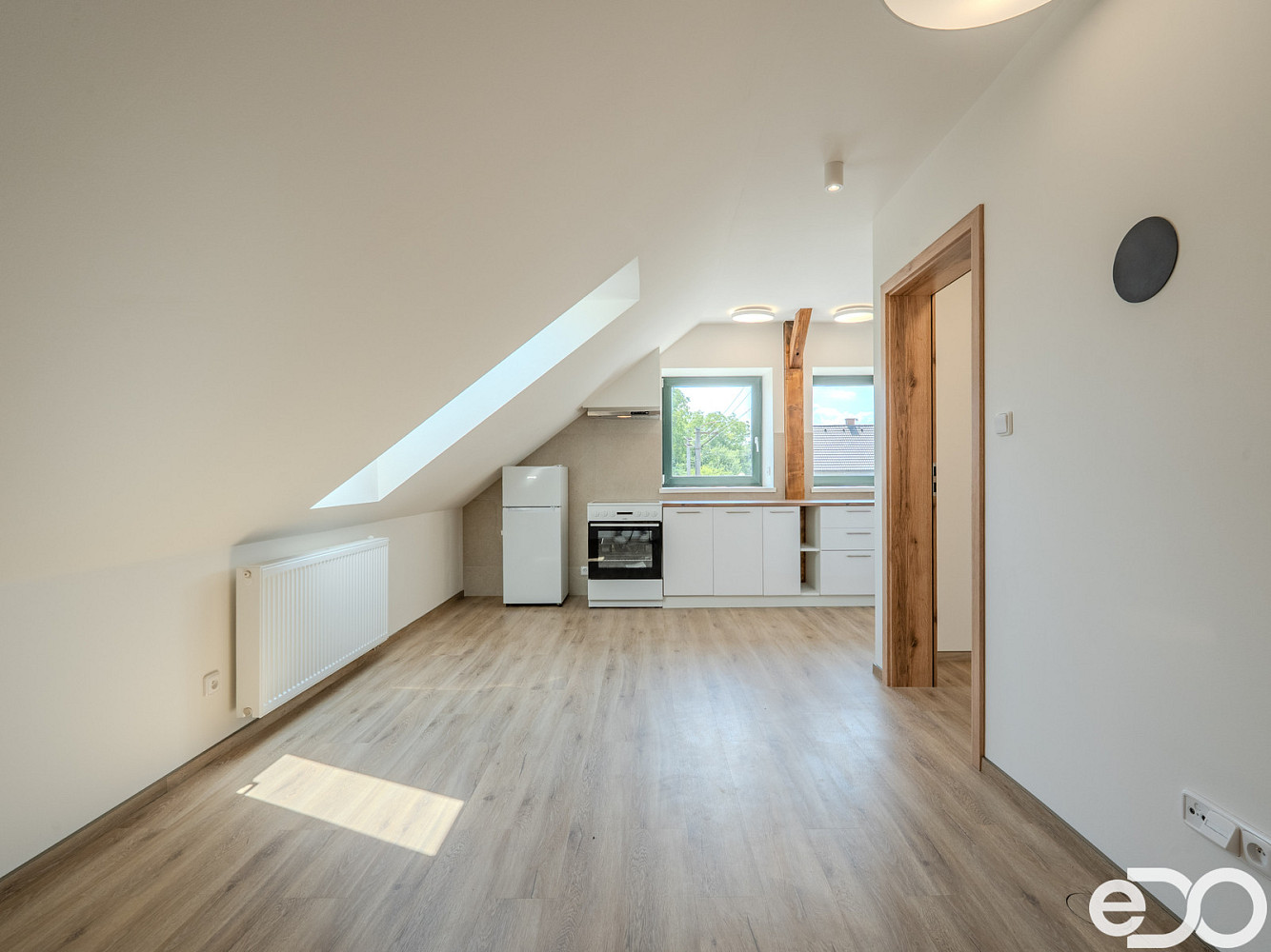 Pronájem bytu 2+1 60 m² — photo 3