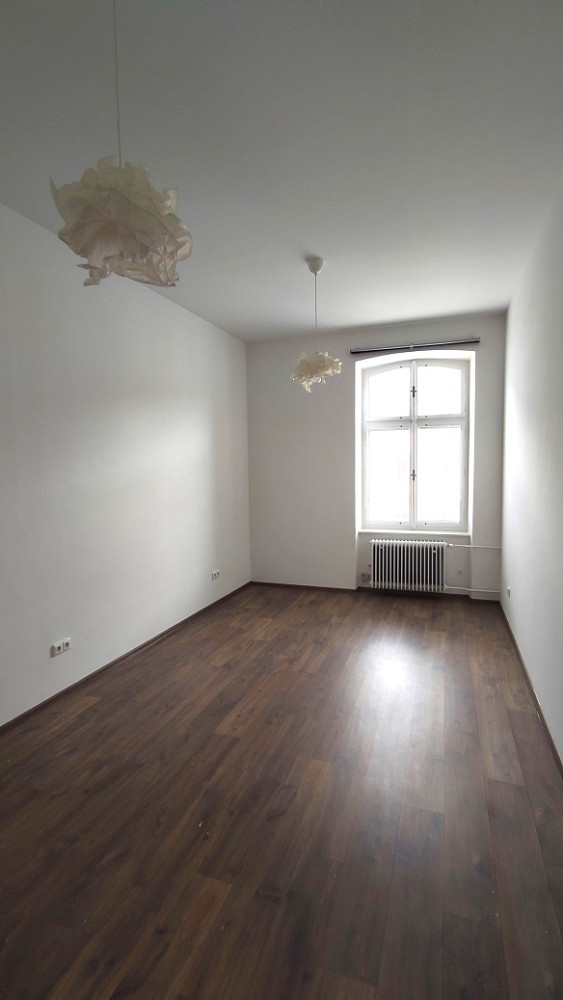 Pronájem kanceláře 91 m² – fotografie 5