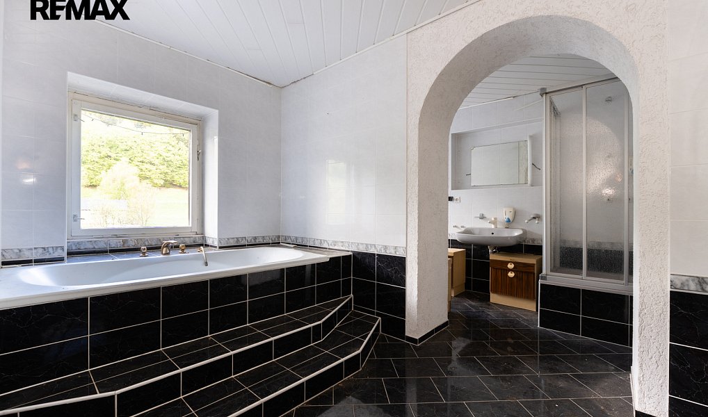 Prodej komerčního objektu (jiného typu) 780 m², Německo – náhled fotky 17