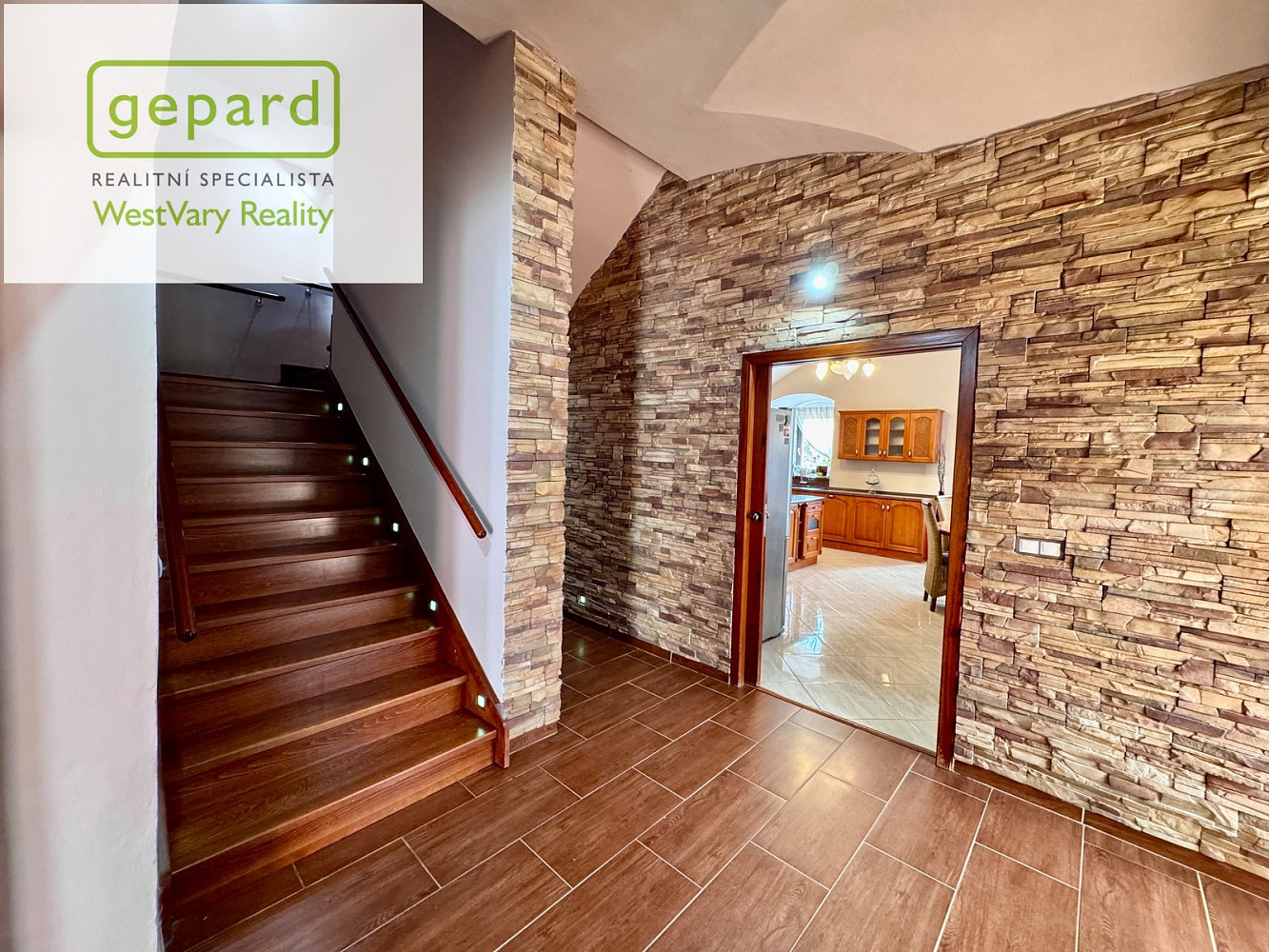 Prodej domu 380 m² s pozemkem 763 m² — photo 5